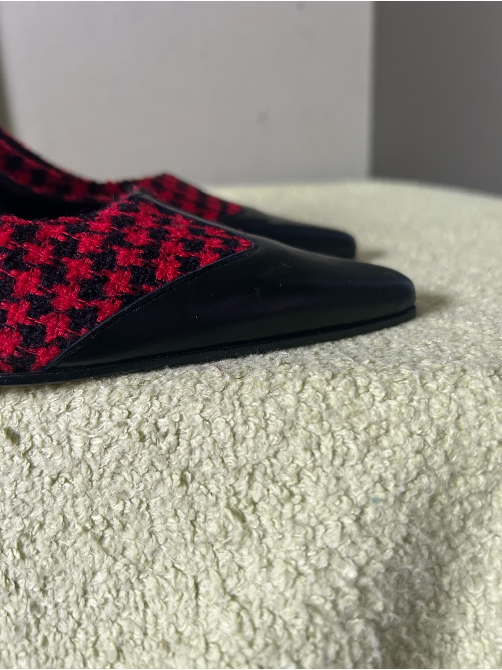 NWOB Costa Blanca Red & Black Houndstooth Pointed Pumps Sz 6 - Picture 7 of 12